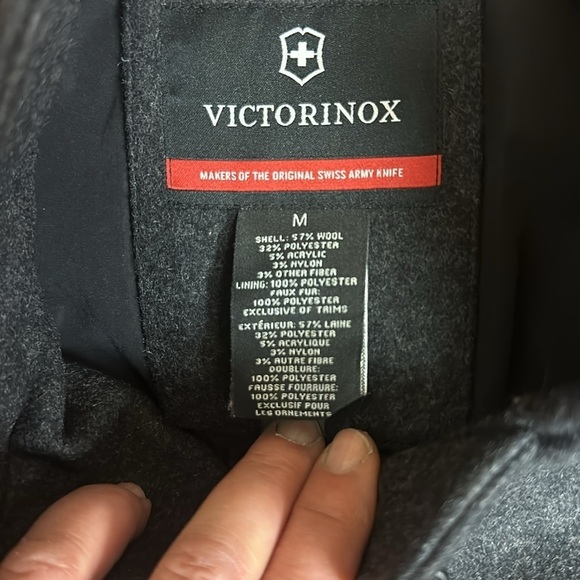Victorinox size m - Picture 7 of 16